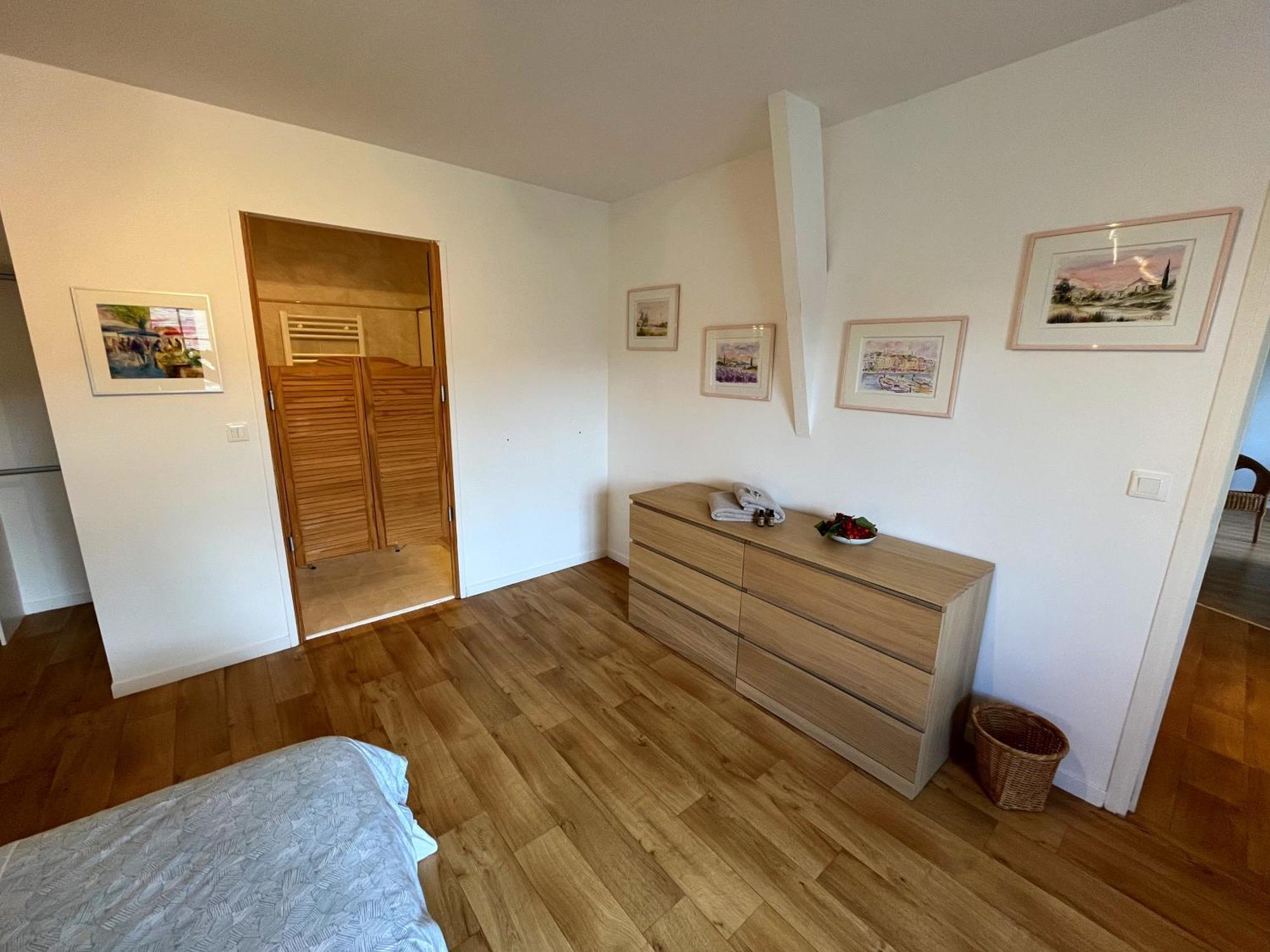 Ecurie Des Charmes A 5 Minutes De La Plage Merville-Franceville-Plage Esterno foto